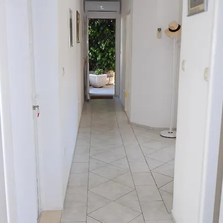 Apartment Jagoda Zrnovo
